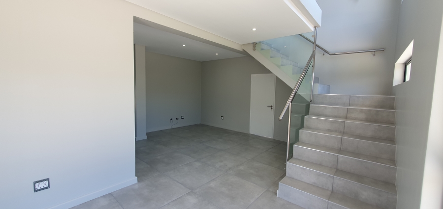3 Bedroom Property for Sale in Myburgh Park Western Cape